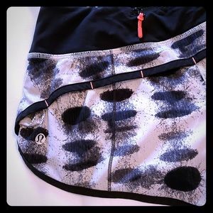 Lululemon shorts. 2.5" inseam. Speed up short